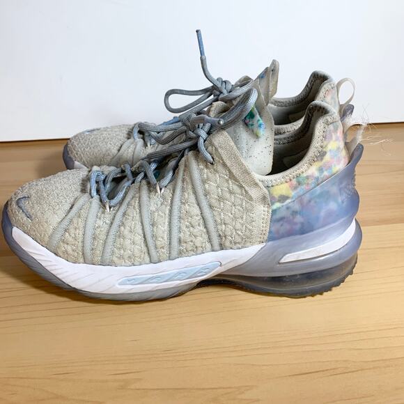 Nike LeBron 18 Play for the Future Size 4Y / 36EU / 5.5Women US - Picture 13 of 15